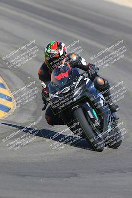 media/Sep-25-2023-Moto Forza (Mon) [[81ffa65e0a]]/A Group/Session 2 (Turns 9 and 10)/